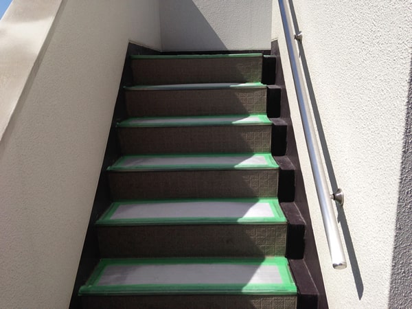 階段の養生 After